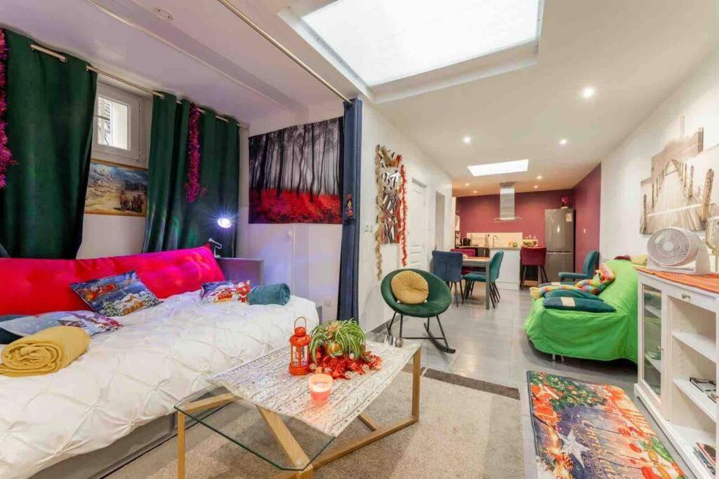 Casa Inca Calais - Appart Amazonas - Parking Free, Station Kültér fotó